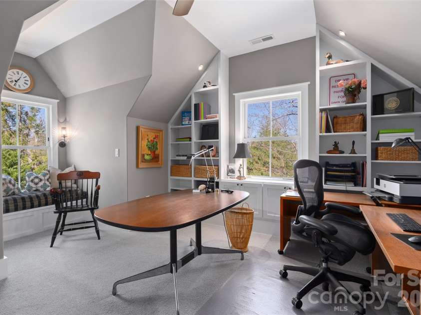 79 Chauncey Circle, Asheville, NC 28803.  MLS# CAR4363635, YatesRealty ID 8753. 