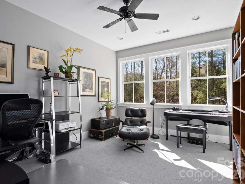 79 Chauncey Circle, Asheville, NC 28803.  MLS# CAR4363635, YatesRealty ID 8753. 