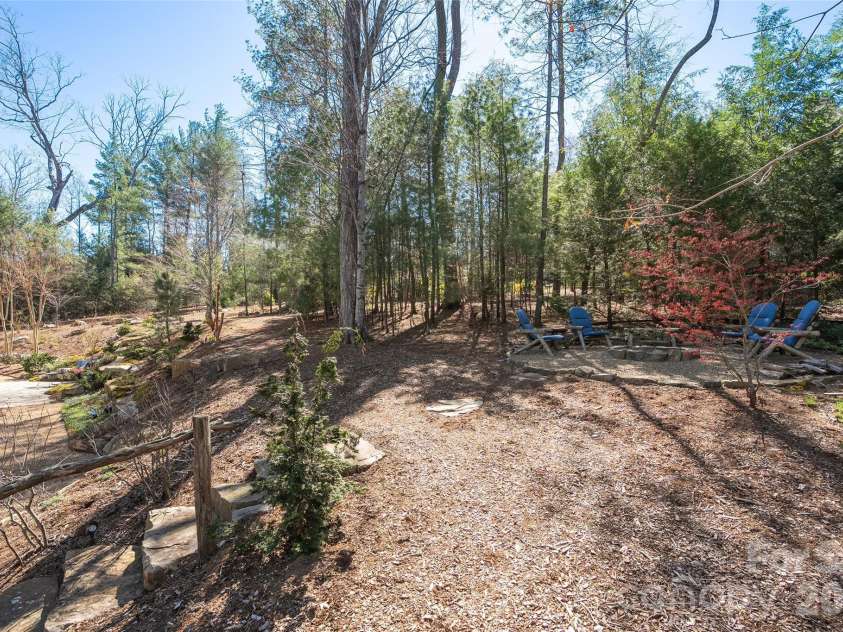 79 Chauncey Circle, Asheville, NC 28803.  MLS# CAR4363635, YatesRealty ID 8753. 