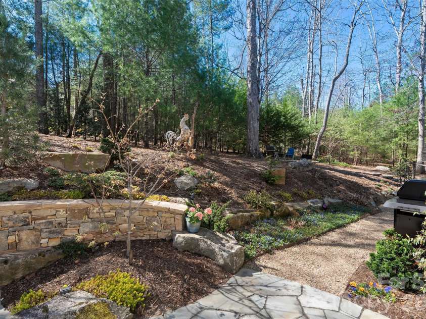 79 Chauncey Circle, Asheville, NC 28803.  MLS# CAR4363635, YatesRealty ID 8753. 