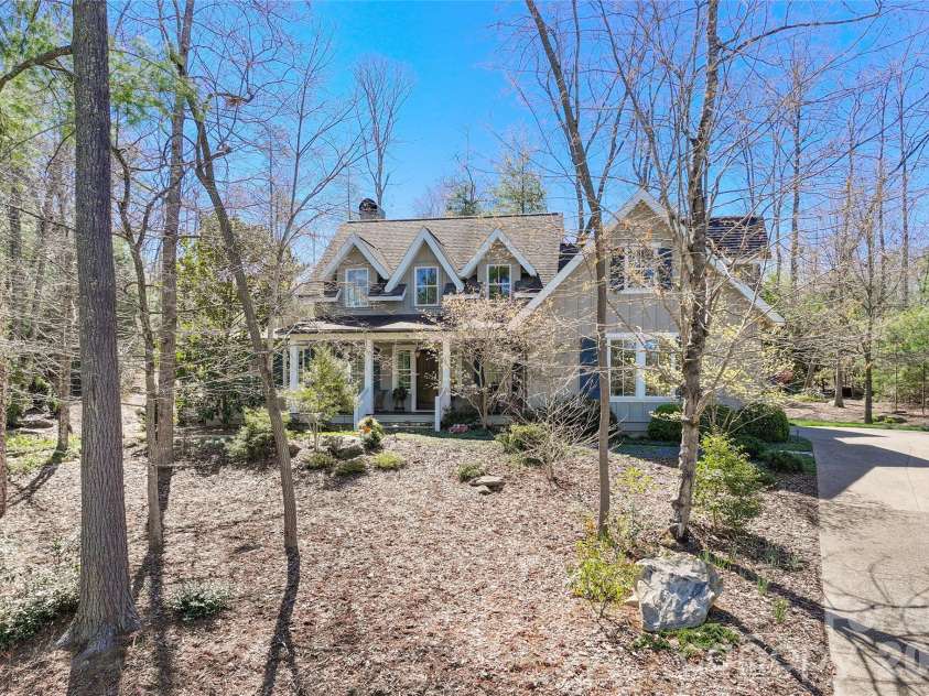 79 Chauncey Circle, Asheville, NC 28803.  MLS# CAR4363635, YatesRealty ID 8753. 
