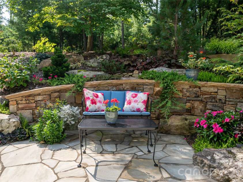 79 Chauncey Circle, Asheville, NC 28803.  MLS# CAR4363635, YatesRealty ID 8753. 