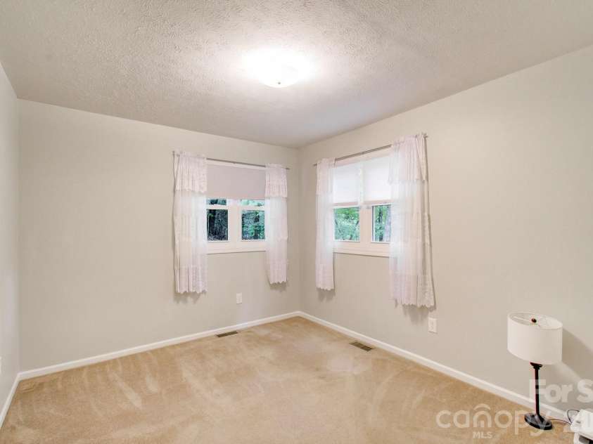 110 Spring Path, Hendersonville, NC 28739.  MLS# CAR4267167, YatesRealty ID 8755. 