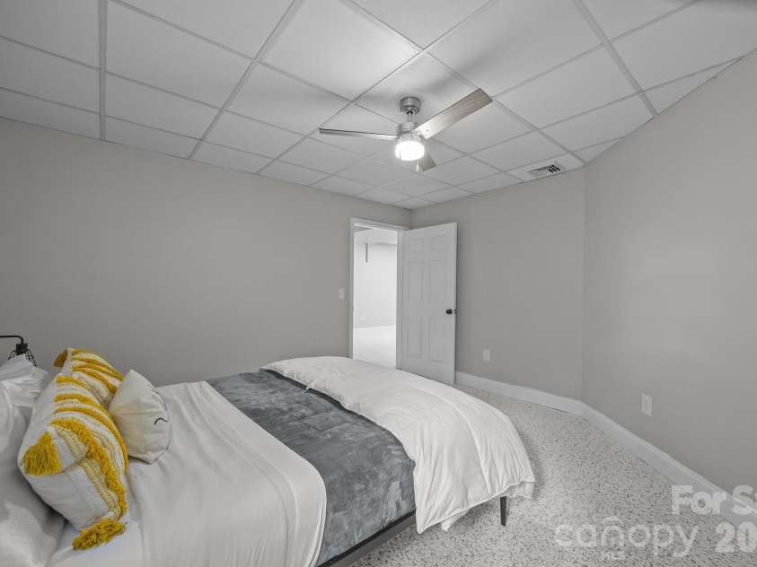 110 Spring Path, Hendersonville, NC 28739.  MLS# CAR4267167, YatesRealty ID 8755. 