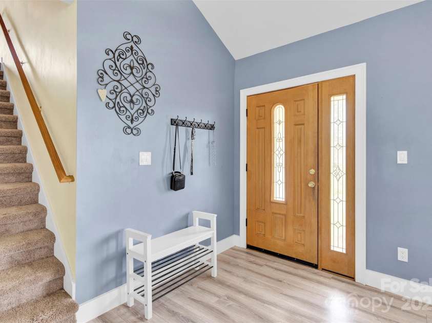 365 Kinder Road, Harmony, NC 28634.  MLS# CAR4243617, YatesRealty ID 8755. Entry