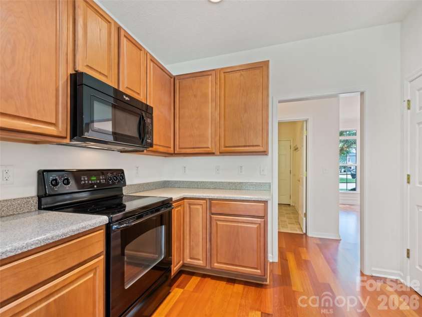 2 Thornwood Court, Arden, NC 28704.  MLS# CAR4394985, YatesRealty ID 8756. 