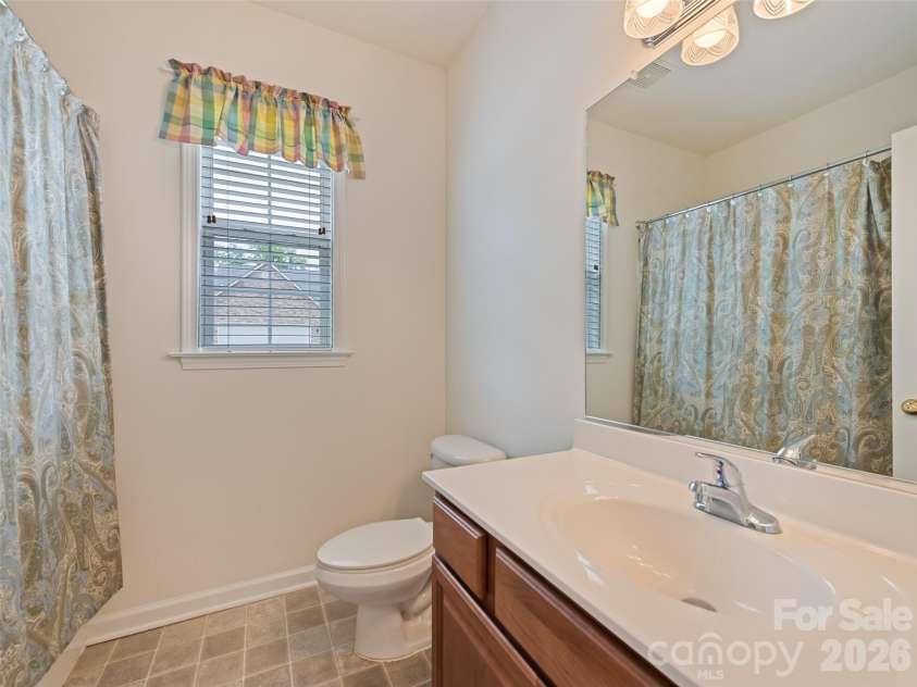2 Thornwood Court, Arden, NC 28704.  MLS# CAR4394985, YatesRealty ID 8756. 