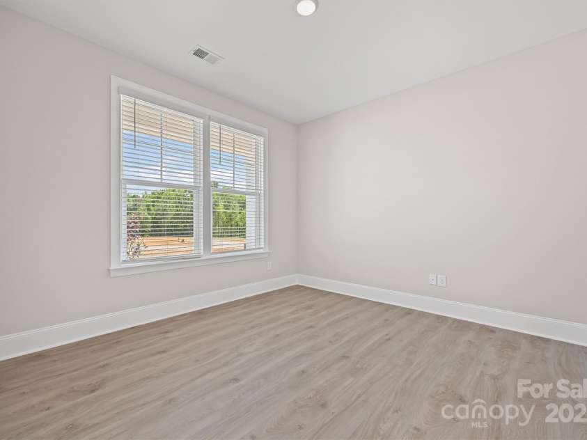 1504 Baileys Run, Gastonia, NC 28056.  MLS# CAR4244435, YatesRealty ID 8758. 
