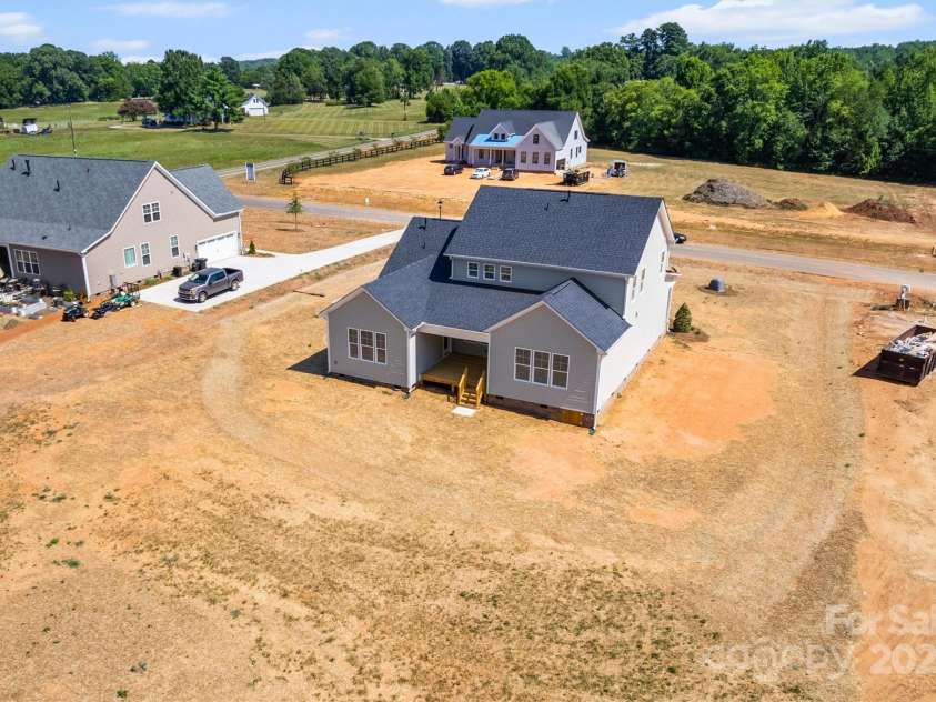 1504 Baileys Run, Gastonia, NC 28056.  MLS# CAR4244435, YatesRealty ID 8758. 