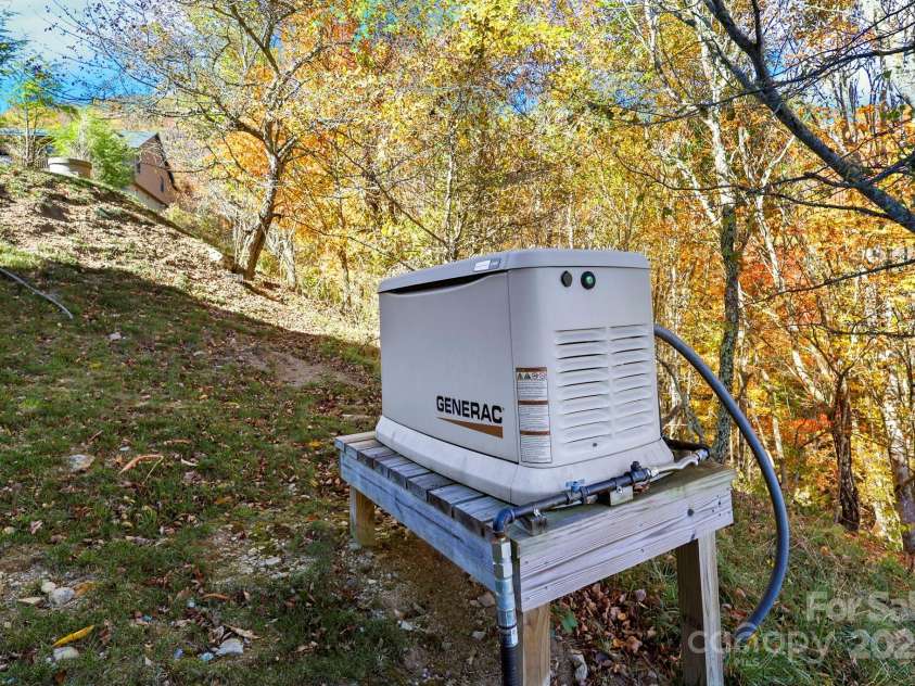 584 Grey Fox Ridge, Banner Elk, NC 28604.  MLS# CAR4315147, YatesRealty ID 876. 