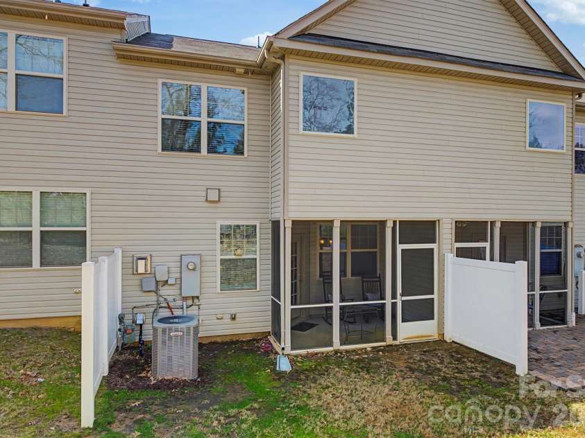 5015 Mockernut Lane, Indian Land, SC 29707.  MLS# CAR4347355, YatesRealty ID 8764. 