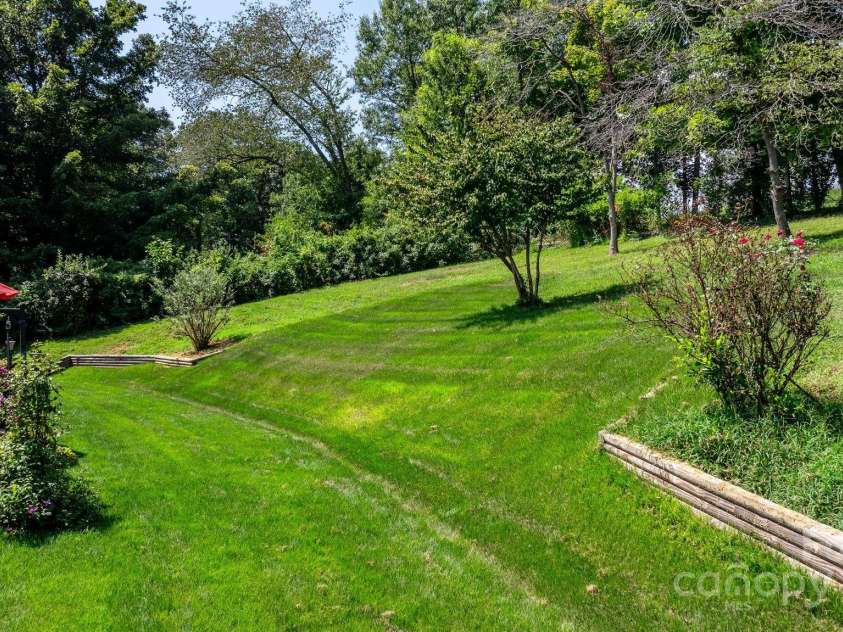 723 Wilmore Street, Lenoir, NC 28645.  MLS# CAR4251570, YatesRealty ID 8764. 