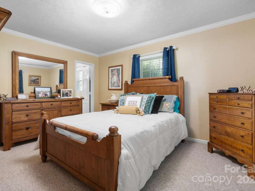 723 Wilmore Street, Lenoir, NC 28645.  MLS# CAR4251570, YatesRealty ID 8764. 