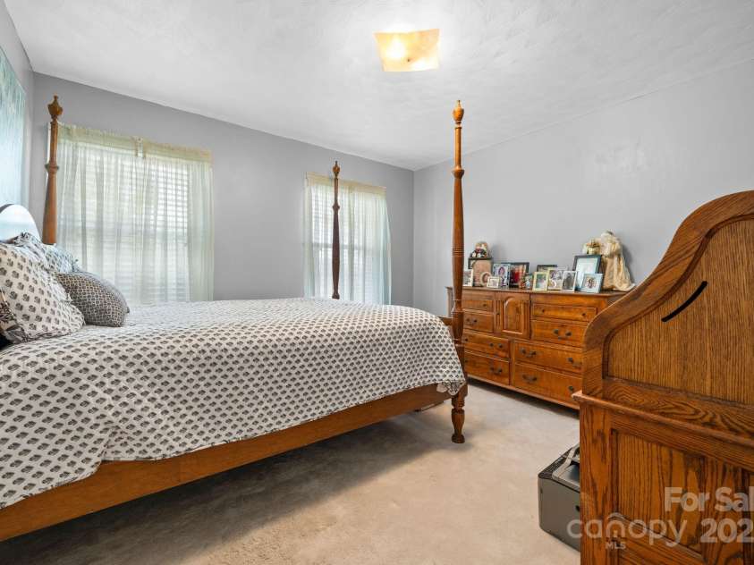 723 Wilmore Street, Lenoir, NC 28645.  MLS# CAR4251570, YatesRealty ID 8764. 