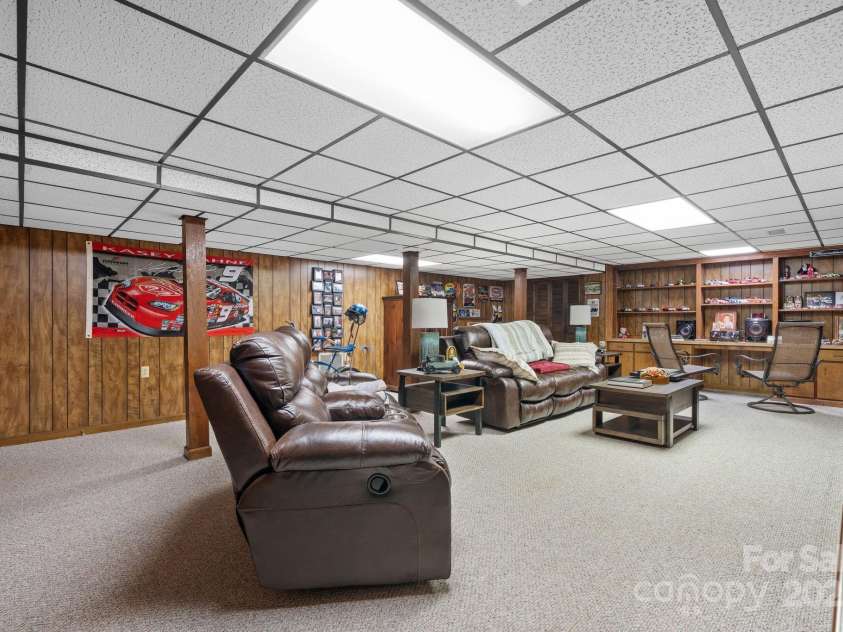 723 Wilmore Street, Lenoir, NC 28645.  MLS# CAR4251570, YatesRealty ID 8764. 