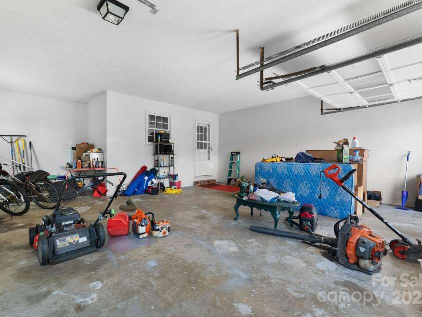 723 Wilmore Street, Lenoir, NC 28645.  MLS# CAR4251570, YatesRealty ID 8764. 