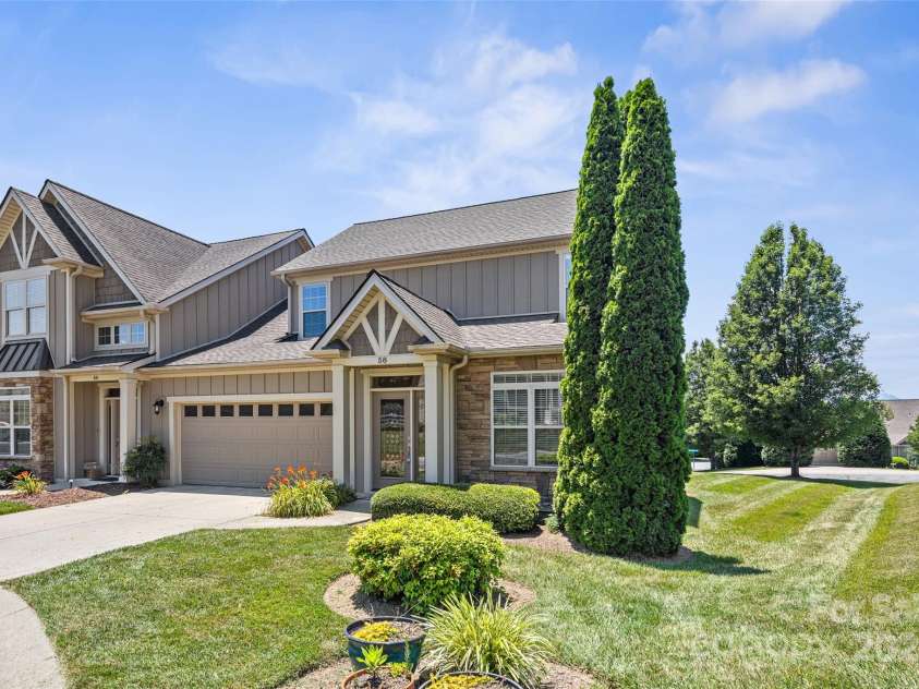 58 Burlington Lane, Fletcher, NC 28732.  MLS# CAR4324810, YatesRealty ID 8765. 