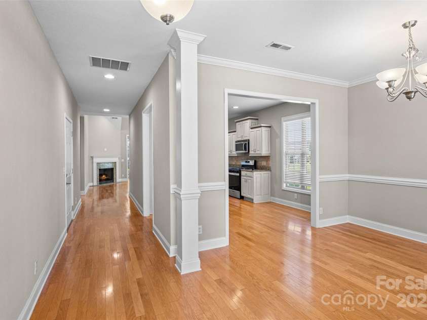 58 Burlington Lane, Fletcher, NC 28732.  MLS# CAR4324810, YatesRealty ID 8765. 