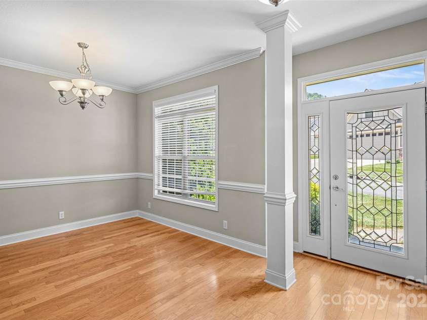58 Burlington Lane, Fletcher, NC 28732.  MLS# CAR4324810, YatesRealty ID 8765. 