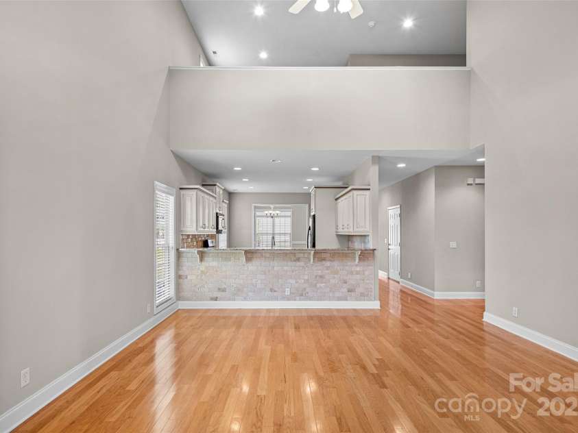 58 Burlington Lane, Fletcher, NC 28732.  MLS# CAR4324810, YatesRealty ID 8765. 