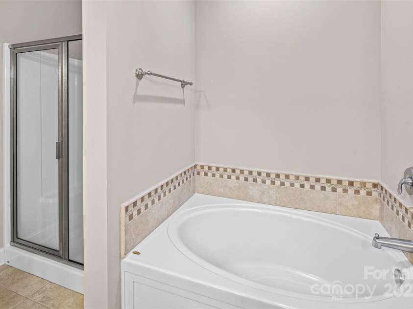 58 Burlington Lane, Fletcher, NC 28732.  MLS# CAR4324810, YatesRealty ID 8765. 