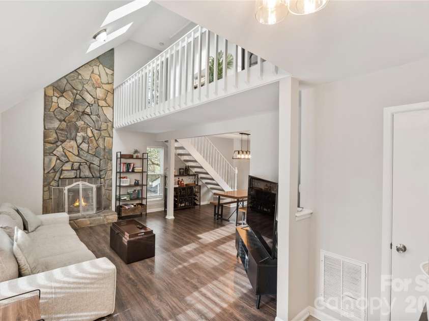 6405 Piney Path Road, Charlotte, NC 28212.  MLS# CAR4346897, YatesRealty ID 8766. 