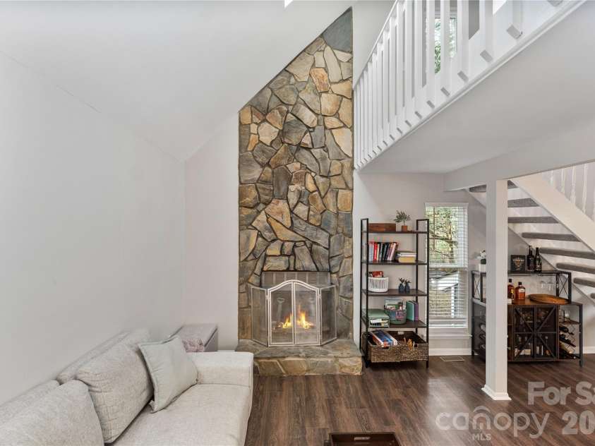6405 Piney Path Road, Charlotte, NC 28212.  MLS# CAR4346897, YatesRealty ID 8766. 