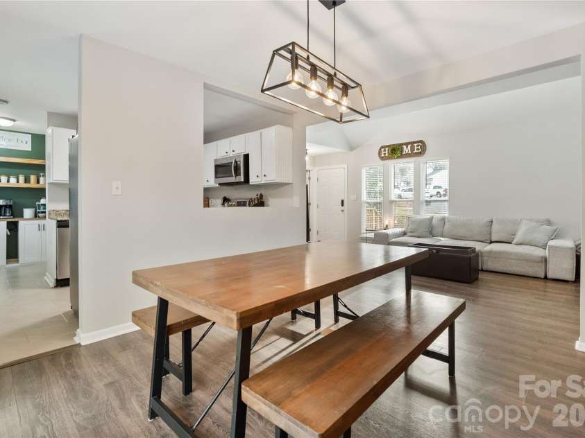 6405 Piney Path Road, Charlotte, NC 28212.  MLS# CAR4346897, YatesRealty ID 8766. 