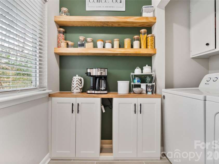 6405 Piney Path Road, Charlotte, NC 28212.  MLS# CAR4346897, YatesRealty ID 8766. 