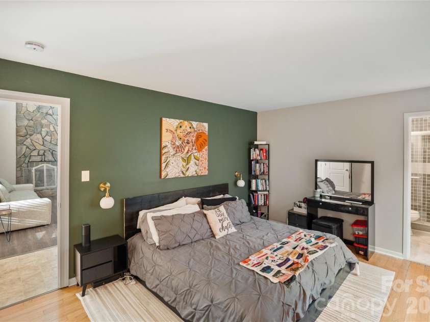6405 Piney Path Road, Charlotte, NC 28212.  MLS# CAR4346897, YatesRealty ID 8766. 