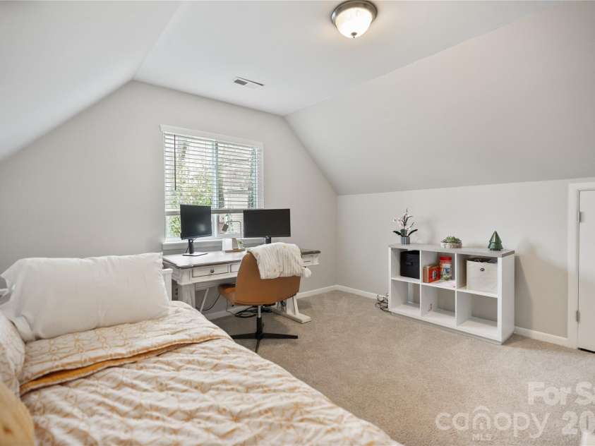 6405 Piney Path Road, Charlotte, NC 28212.  MLS# CAR4346897, YatesRealty ID 8766. 