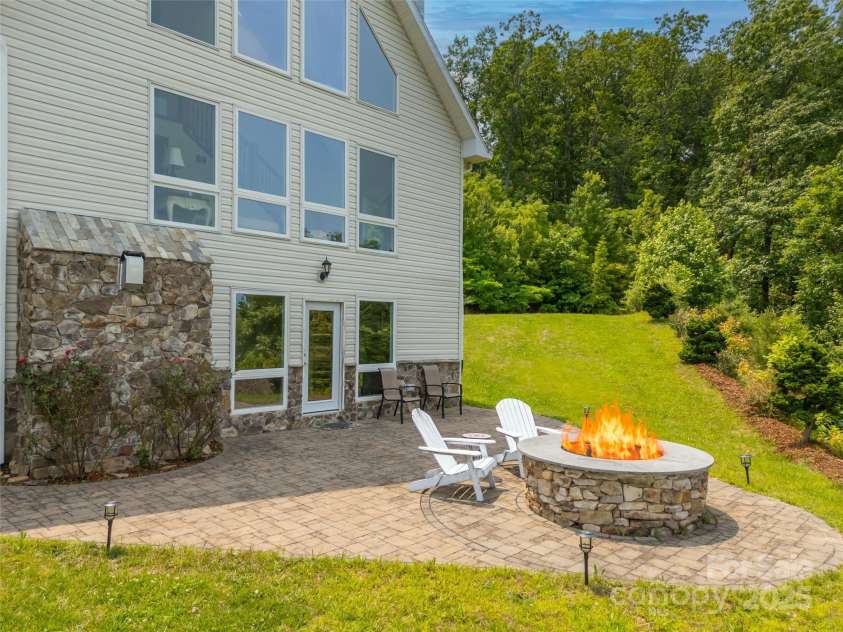 995 Towery Trace Road, Ellenboro, NC 28040.  MLS# CAR4203728, YatesRealty ID 8766. 