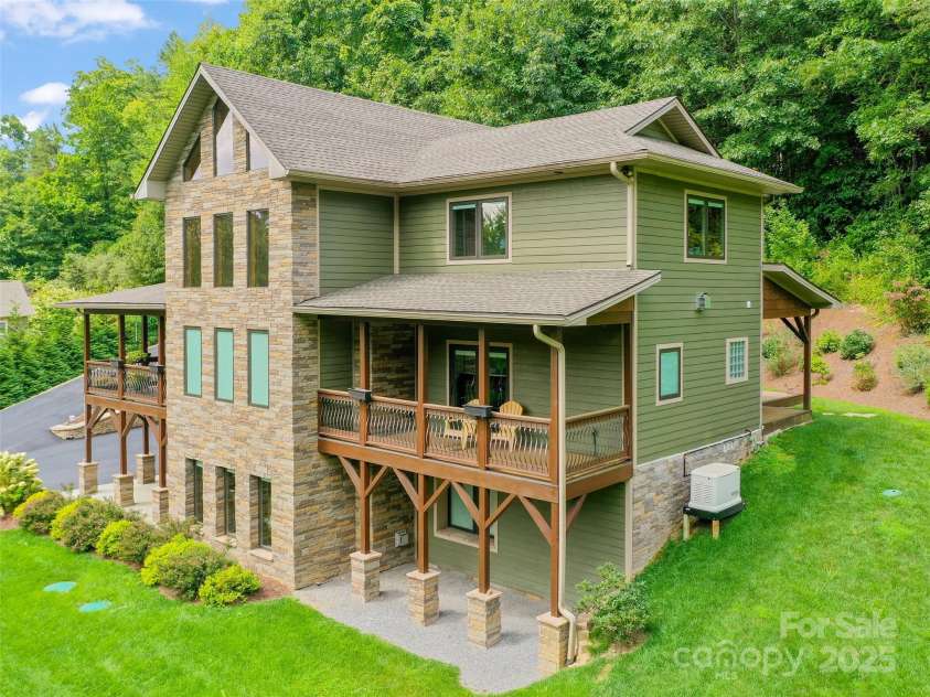 350 Inverness Drive, Waynesville, NC 28785.  MLS# CAR4207802, YatesRealty ID 8767. Generac whole house generator system