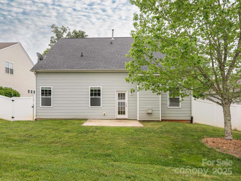 208 Fielding Street, Mount Holly, NC 28120.  MLS# CAR4249578, YatesRealty ID 8769. 