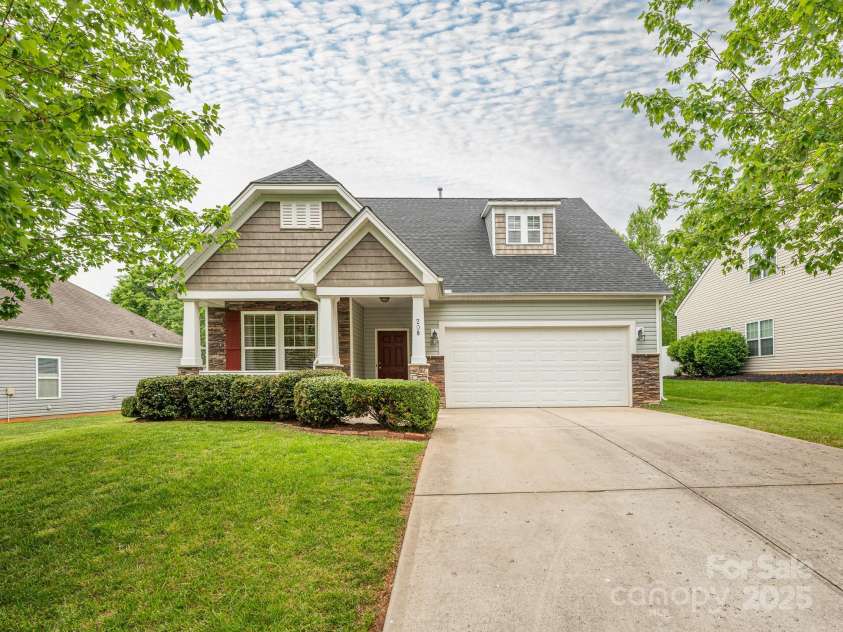 208 Fielding Street, Mount Holly, NC 28120.  MLS# CAR4249578, YatesRealty ID 8769. Front Exterior