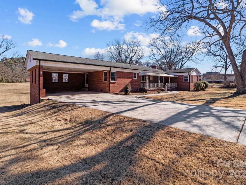 200 11th Street, Spencer, NC 28159.  MLS# CAR4218203, YatesRealty ID 877. 