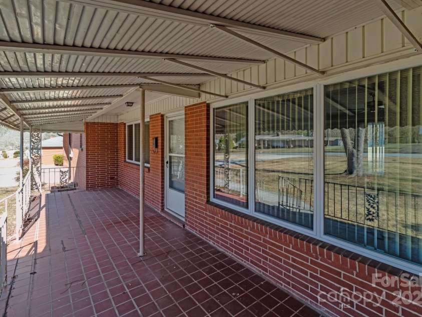 200 11th Street, Spencer, NC 28159.  MLS# CAR4218203, YatesRealty ID 877. 