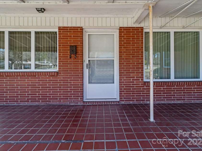 200 11th Street, Spencer, NC 28159.  MLS# CAR4218203, YatesRealty ID 877. 