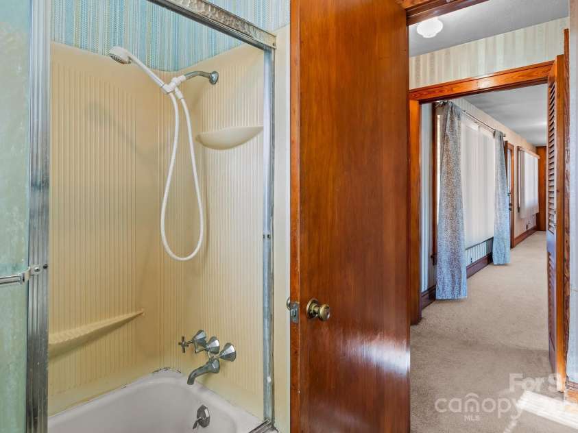 200 11th Street, Spencer, NC 28159.  MLS# CAR4218203, YatesRealty ID 877. 