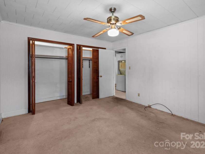 200 11th Street, Spencer, NC 28159.  MLS# CAR4218203, YatesRealty ID 877. 