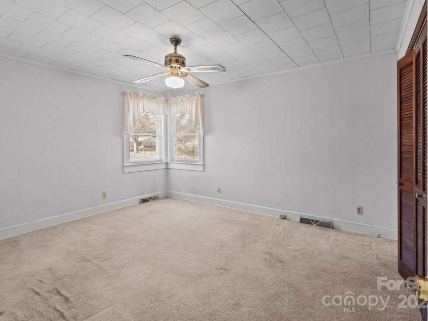 200 11th Street, Spencer, NC 28159.  MLS# CAR4218203, YatesRealty ID 877. 