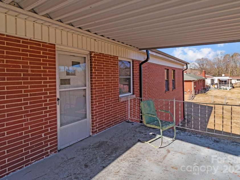 200 11th Street, Spencer, NC 28159.  MLS# CAR4218203, YatesRealty ID 877. 