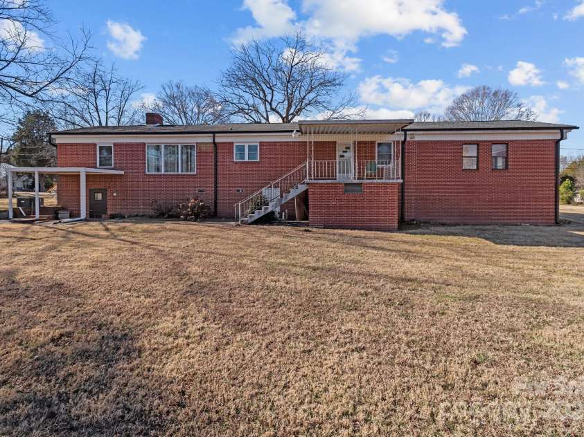 200 11th Street, Spencer, NC 28159.  MLS# CAR4218203, YatesRealty ID 877. 