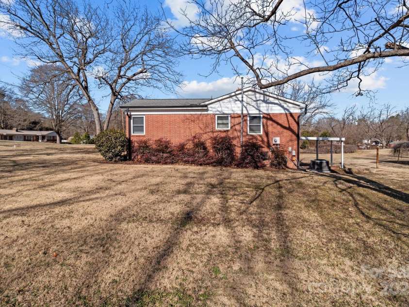 200 11th Street, Spencer, NC 28159.  MLS# CAR4218203, YatesRealty ID 877. 