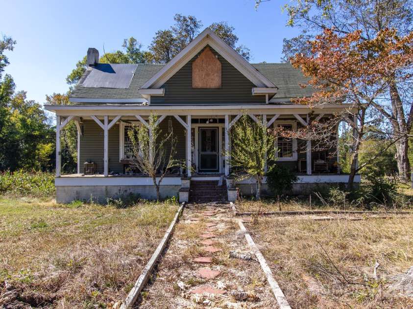 3062 Michelle Drive, Blackstock, SC 29014.  MLS# CAR4313747, YatesRealty ID 877. 