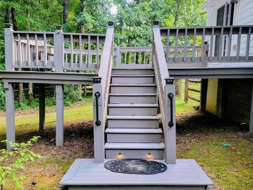 1009 Hunley Hill Court, Matthews, NC 28104.  MLS# CAR4349033, YatesRealty ID 8770. 
