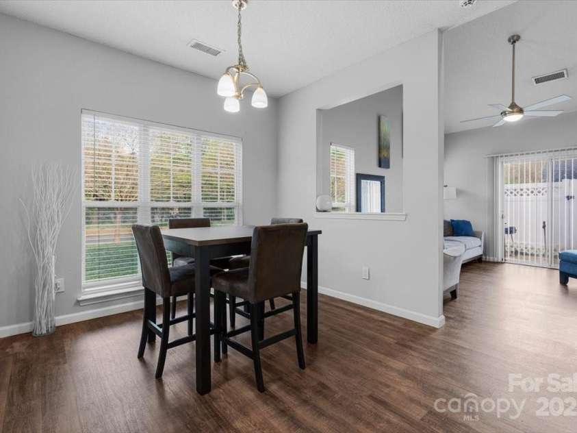 6359 Mallard View Lane, Charlotte, NC 28269.  MLS# CAR4241310, YatesRealty ID 8770. 