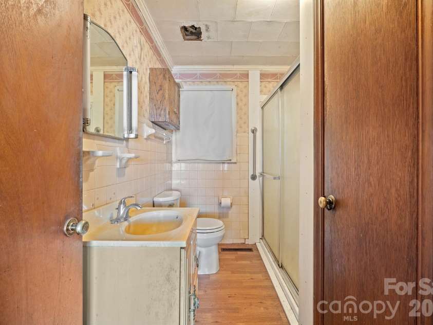 766 Hephzibah Church Road, Crouse, NC 28033.  MLS# CAR4347504, YatesRealty ID 8772. 