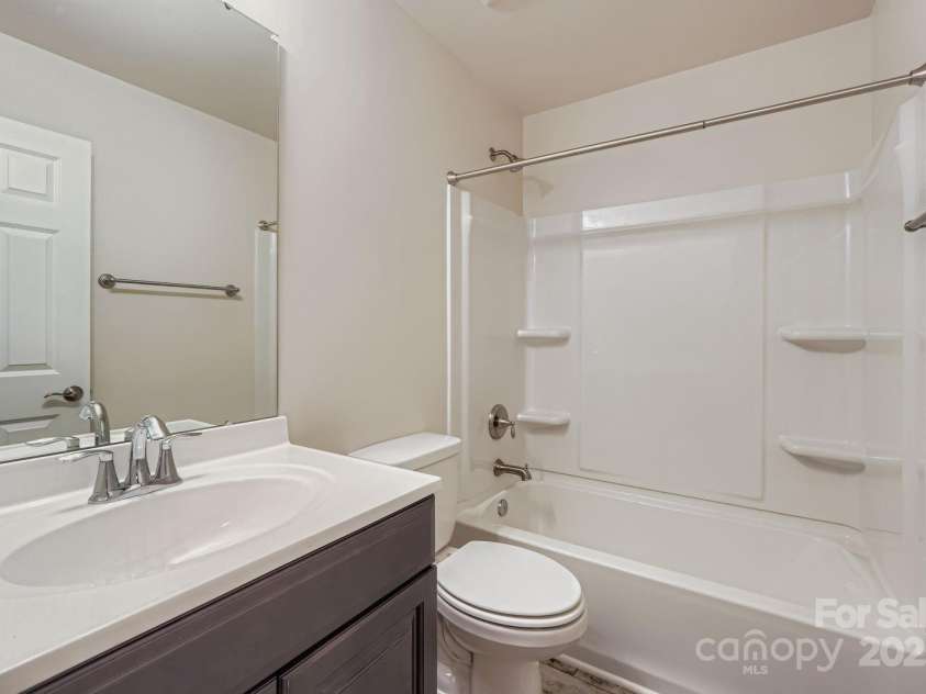 1754 J Julian Lane, Charlotte, NC 28208.  MLS# CAR4213072, YatesRealty ID 8773. 