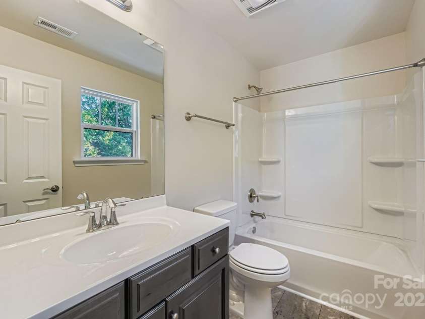 1754 J Julian Lane, Charlotte, NC 28208.  MLS# CAR4213072, YatesRealty ID 8773. 